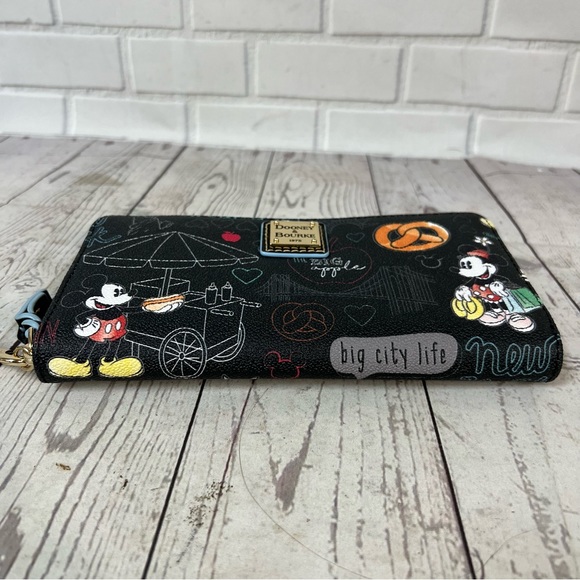 Dooney & Bourke Disney New York City 🥨 Large Zip Around Wristlet Wallet Mickey - Picture 12 of 16